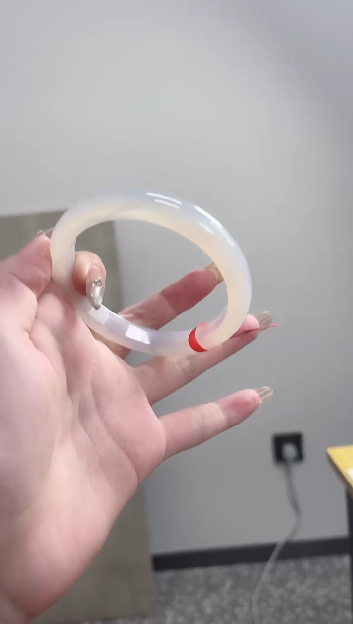 【闪购商品】玛瑙/玉髓手镯未镶嵌62圈 需要包容