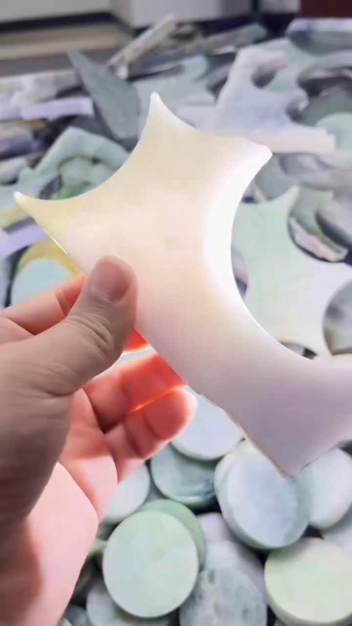 【闪购商品】翡翠挂件未镶嵌A货康壹027