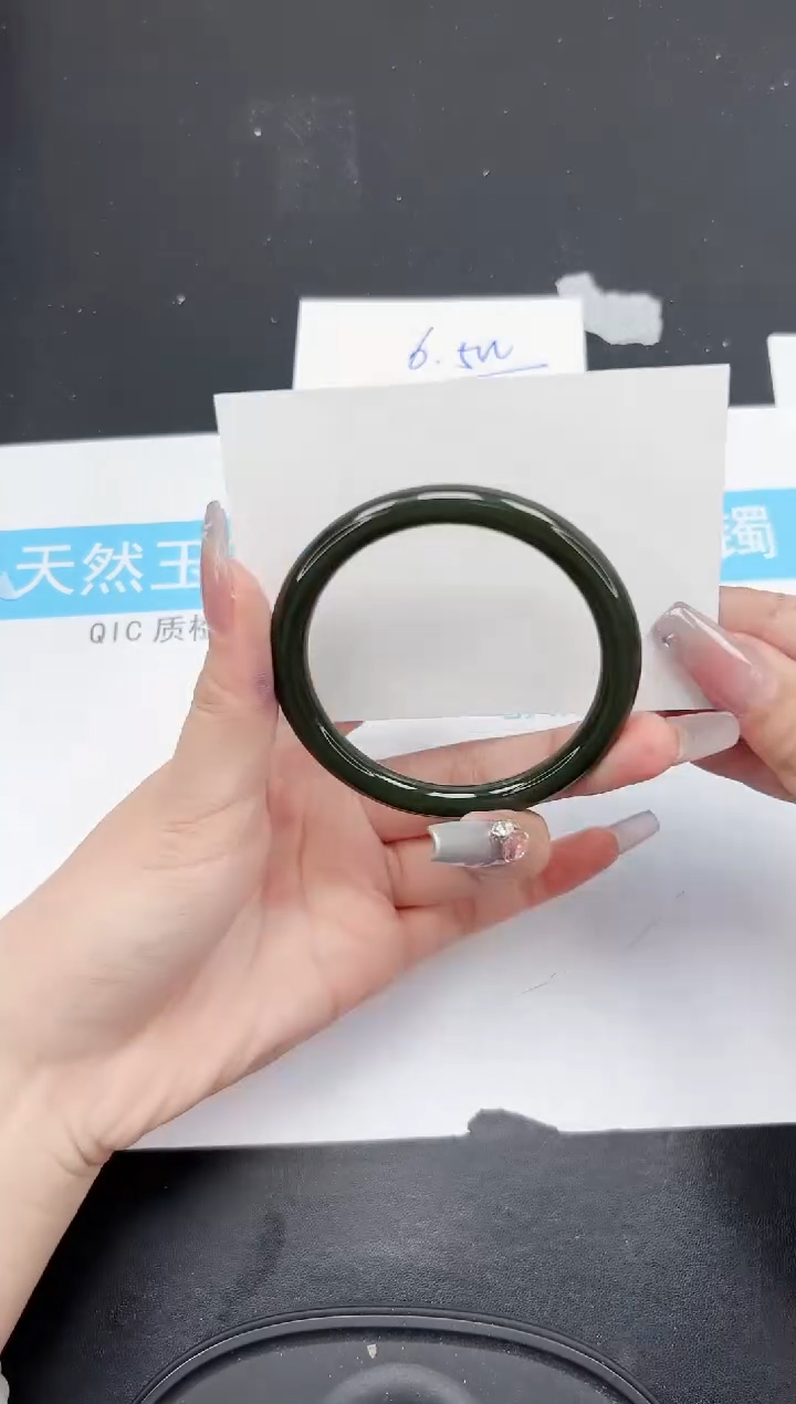 【闪购商品】和田玉（糖玉）手镯未镶嵌682-55