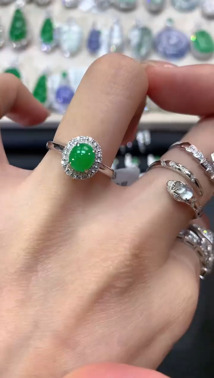 【闪购商品】翡翠戒指18K金镶嵌a93