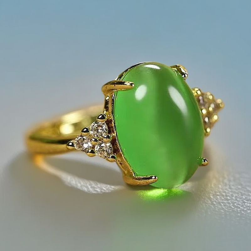 千禧甄选       鸽子蛋绿玛瑙戒指