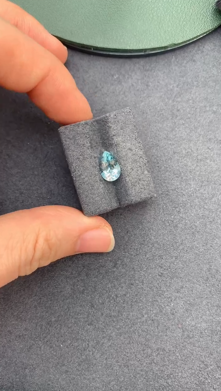 【闪购商品】海蓝宝石裸石未镶嵌1.3ct海蓝宝