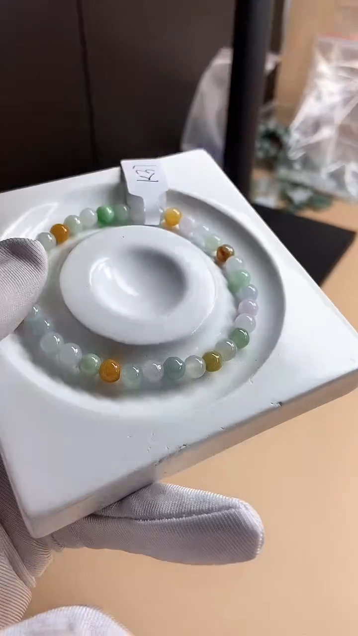 【闪购商品】翡翠手串未镶嵌翡翠手串K37