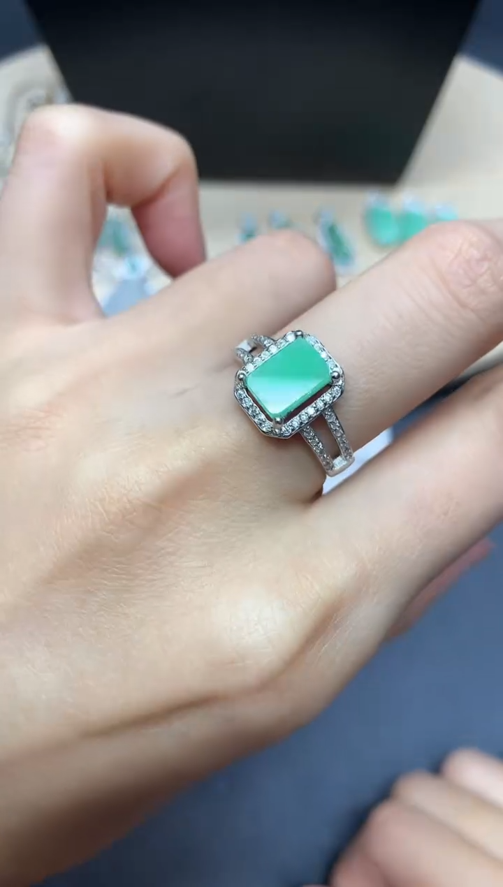 【闪购商品】翡翠戒指银S925镶嵌无事牌【无服务费】