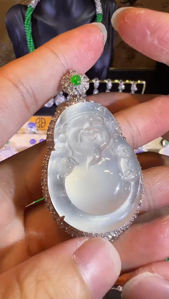 【闪购商品】翡翠吊坠(赠链)18K金镶嵌玻璃种财神分笔总价88000