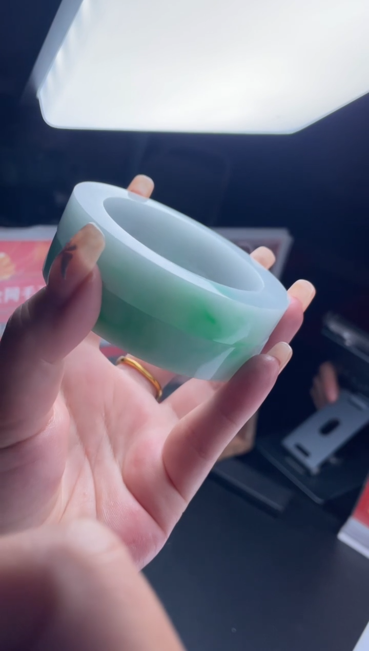 【闪购商品】定制翡翠手镯未镶嵌手镯DDQ/发一件