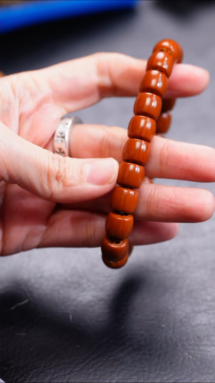 【闪购商品】橄榄核吊坠橄榄核