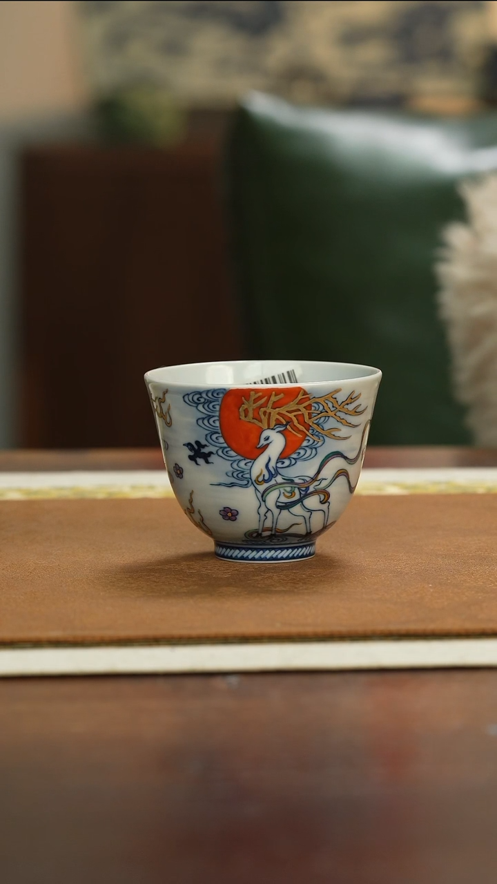 【闪购商品】瓷片国风斗彩九色鹿红圣光杯