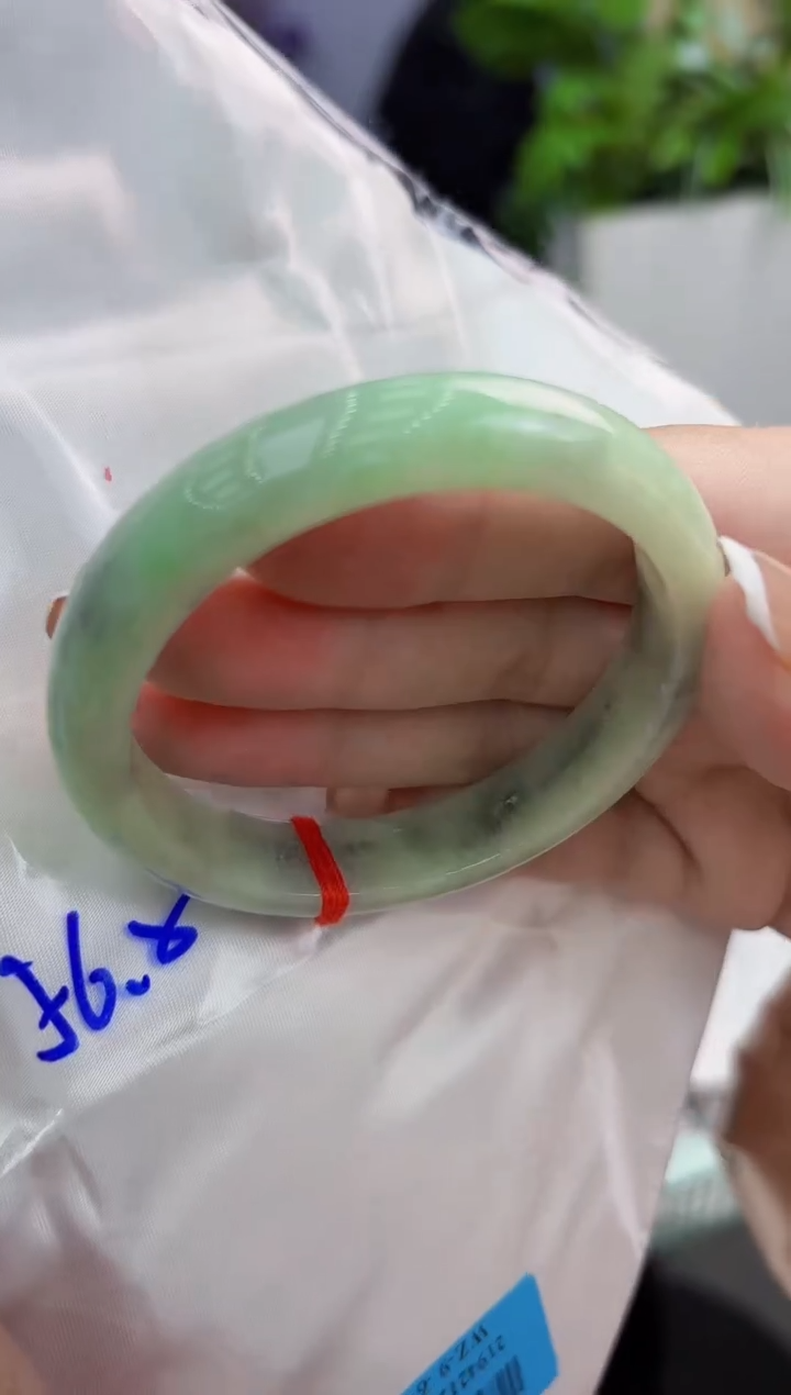 【闪购商品】翡翠手镯未镶嵌翡翠手镯