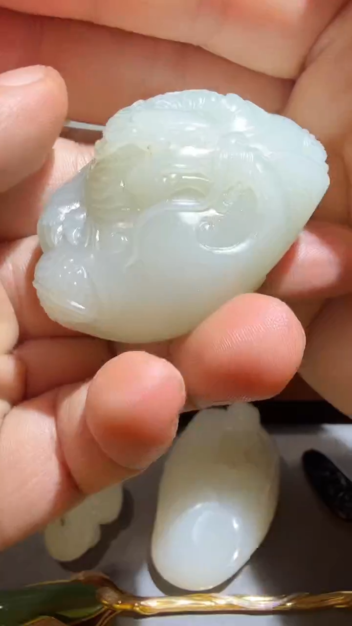 未镶嵌和田玉挂件和田玉挂饰