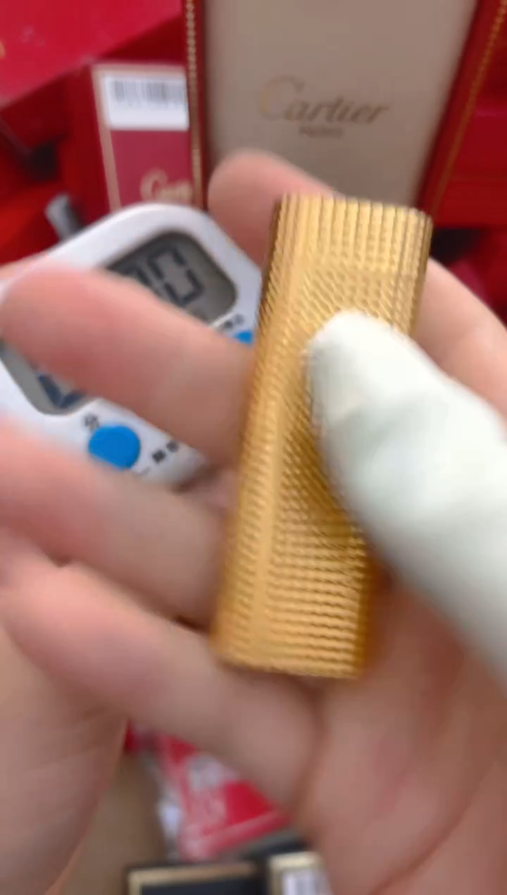 鸿****7中古打火机闪购链接