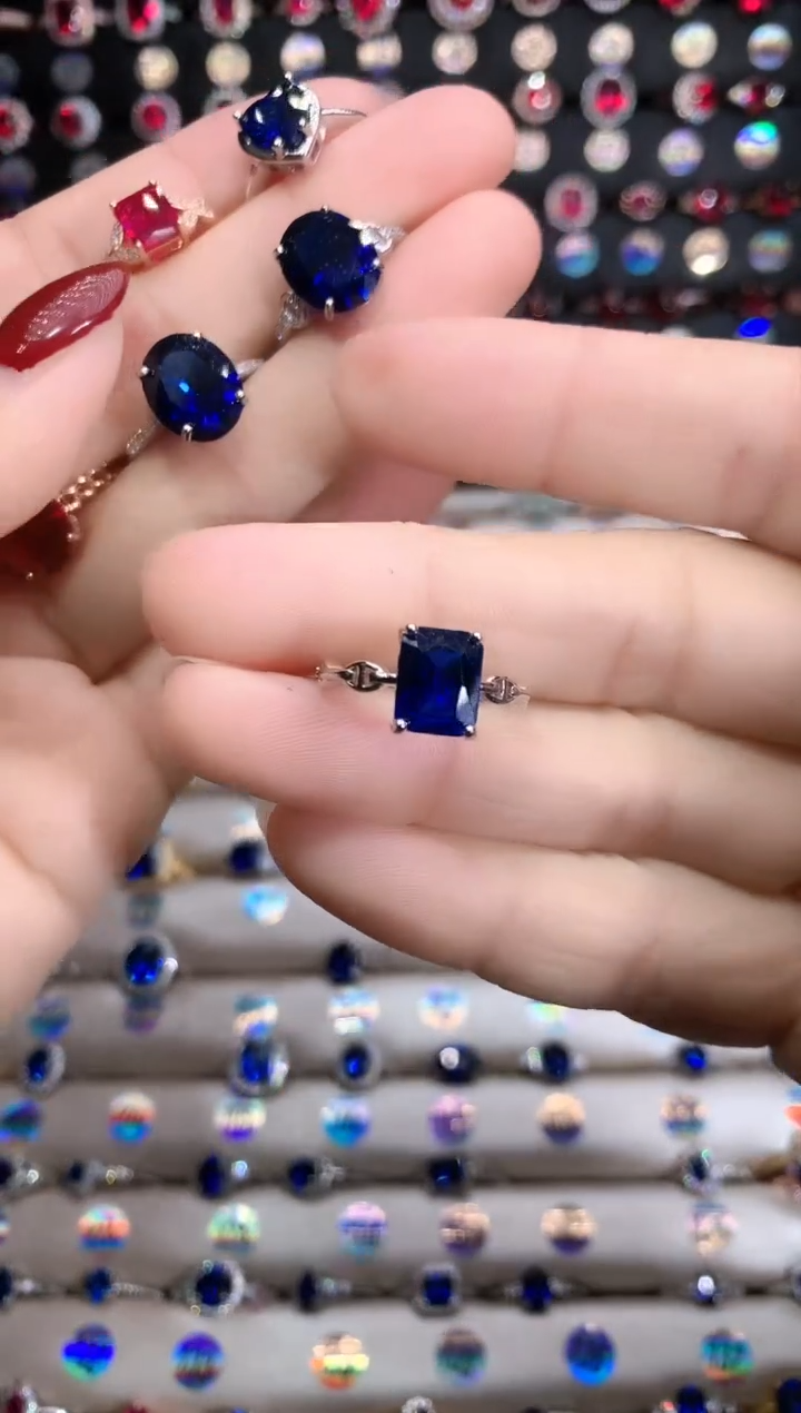 【闪购商品】蓝宝石戒指银S925镶嵌银色7.9