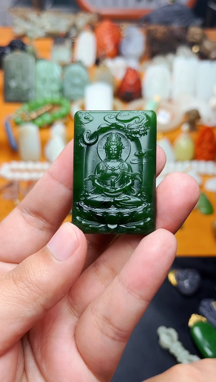 【闪购商品】和田玉颈饰未镶嵌观音牌01