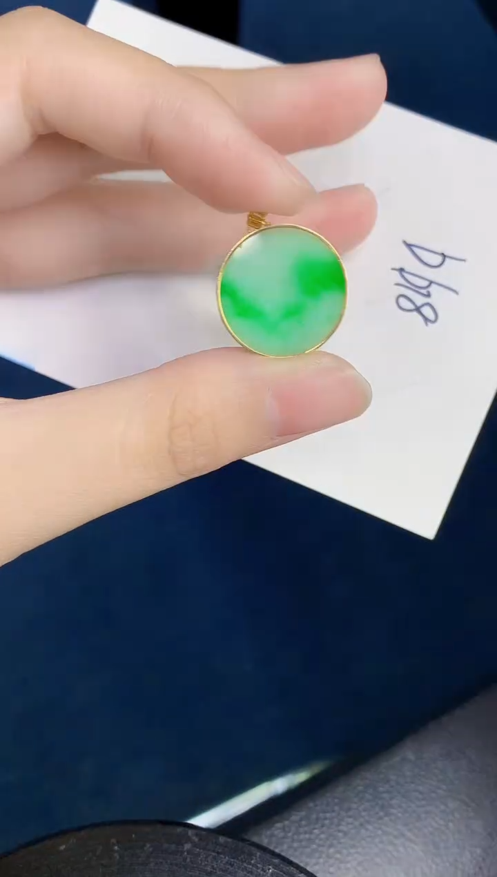 【闪购商品】翡翠颈饰18K金镶嵌000000000