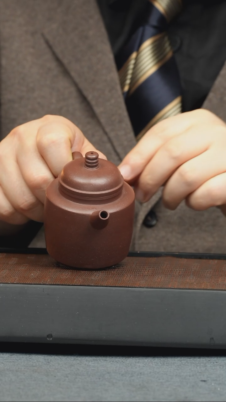 【闪购商品】紫砂茶壶明清 清德堂德钟
