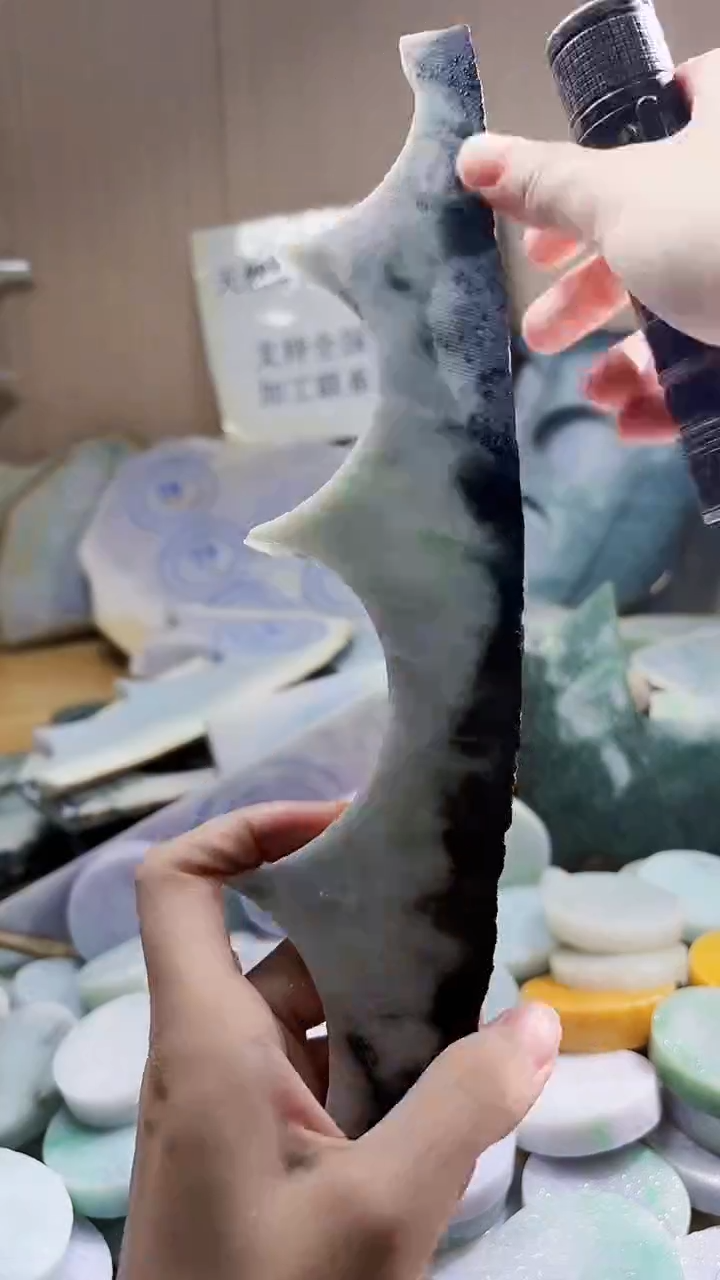 翡翠未镶嵌颈饰翡翠A货 温谭839