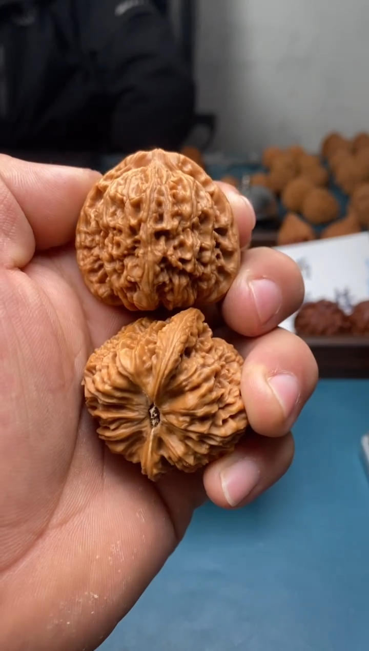 吊坠文玩核桃南疆石620