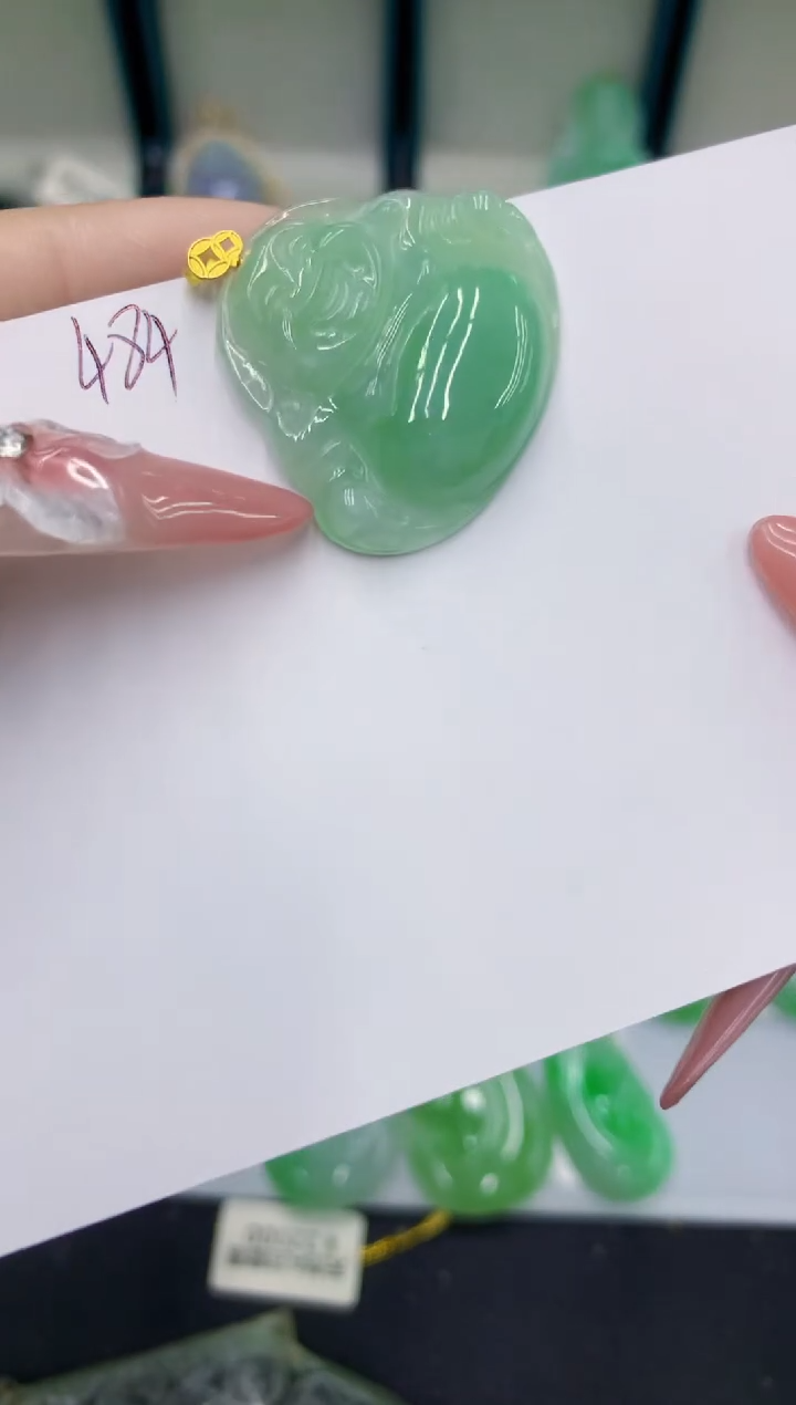 颈饰18K金镶嵌翡翠111111111111