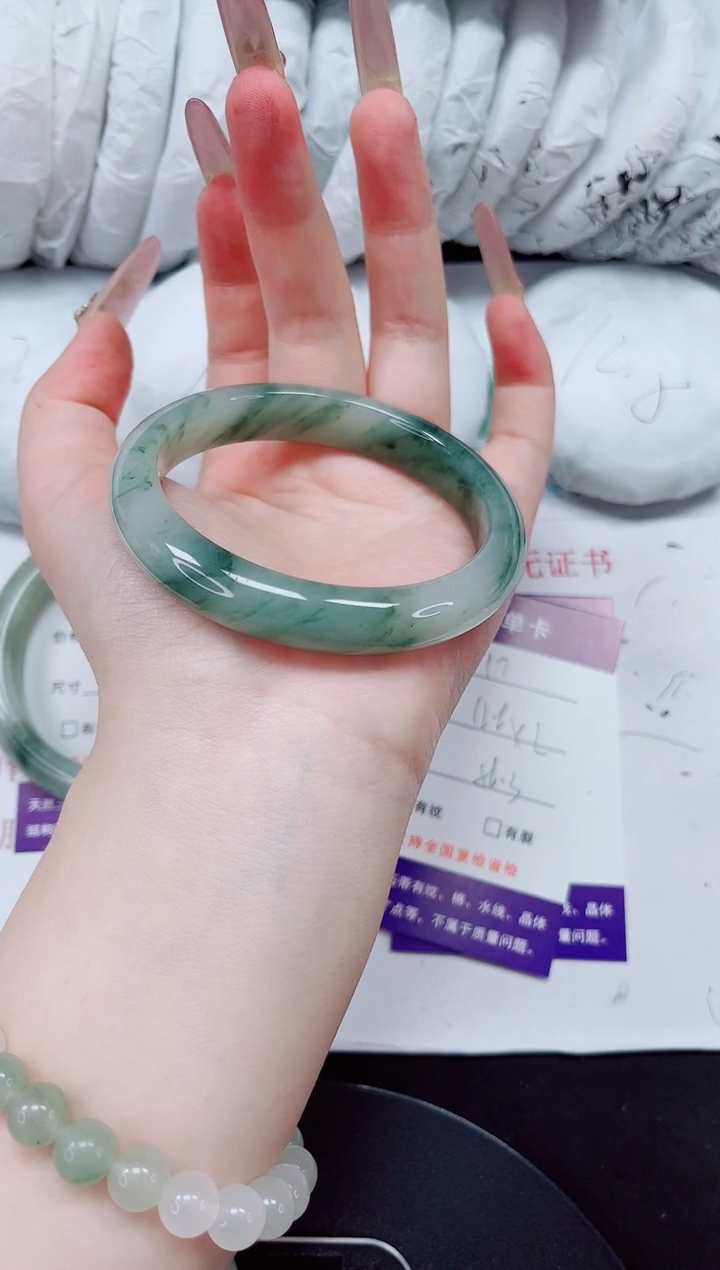 未镶嵌手镯石英质玉17-55/56