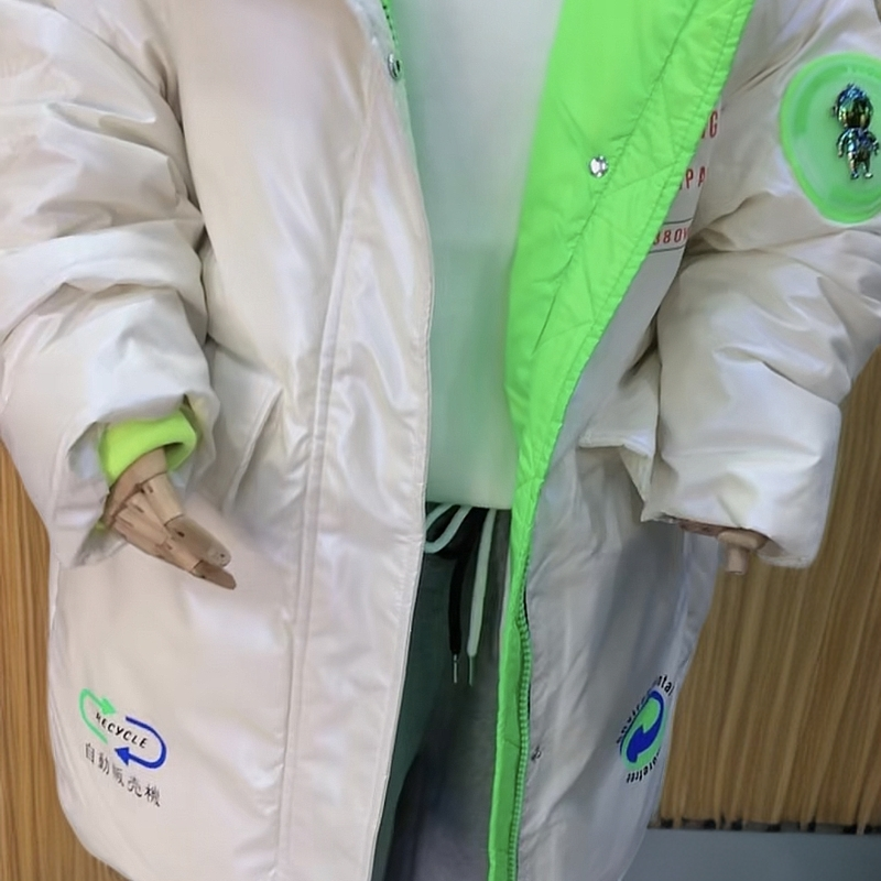 男女童冬季羽绒服撞色连帽保暖外套中大童洋气羽绒服断码福利免洗