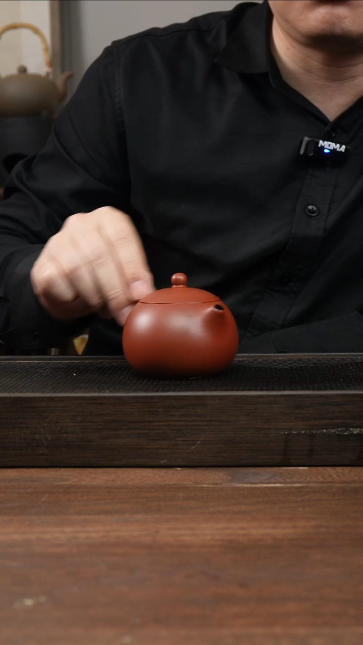 茶杯紫砂黄*陈朱泥西施      190CC  