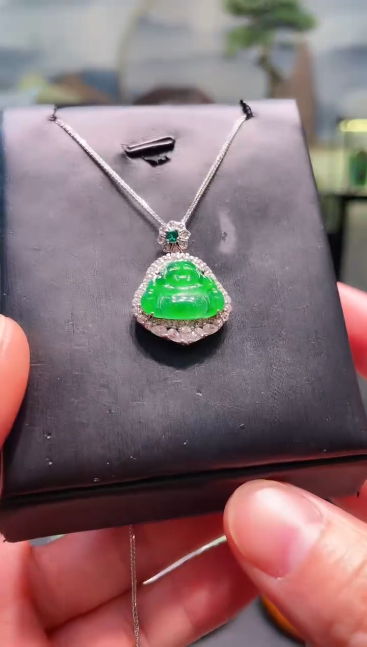 【闪购商品】翡翠吊坠(不含链)银S925镶嵌A14天然A货翡翠