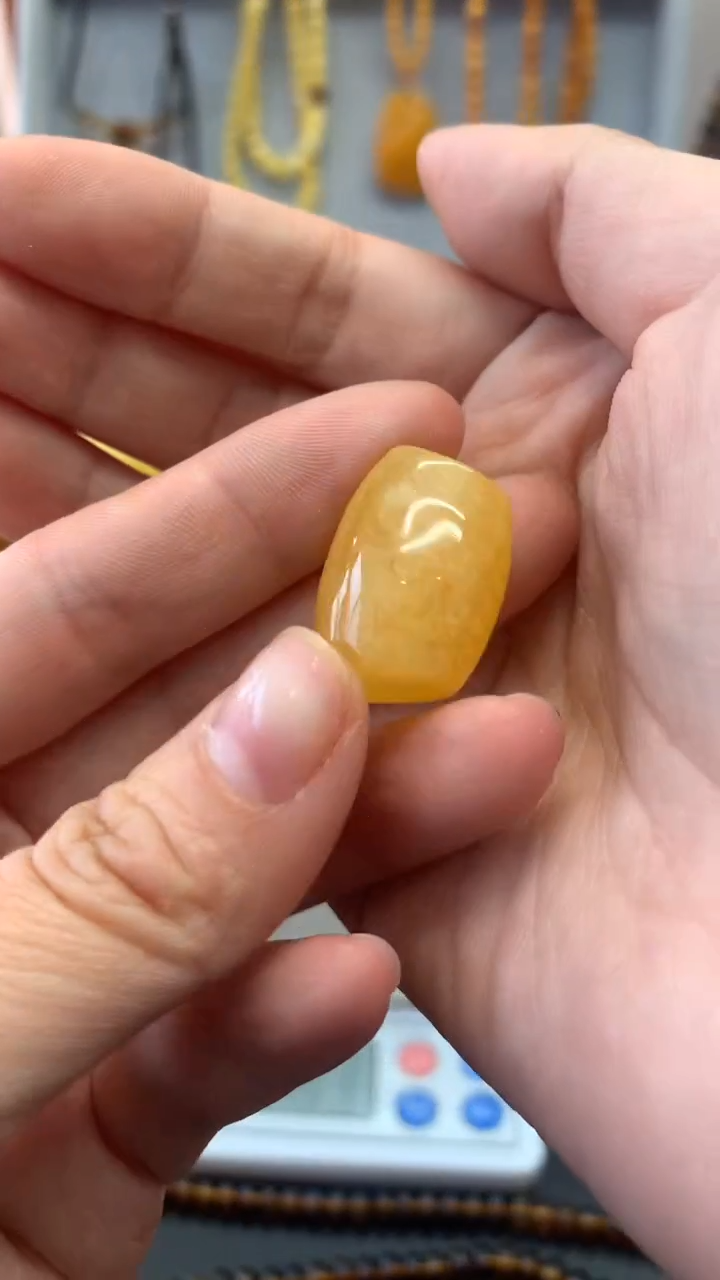 【闪购商品】琥珀珠宝奇石未镶嵌680