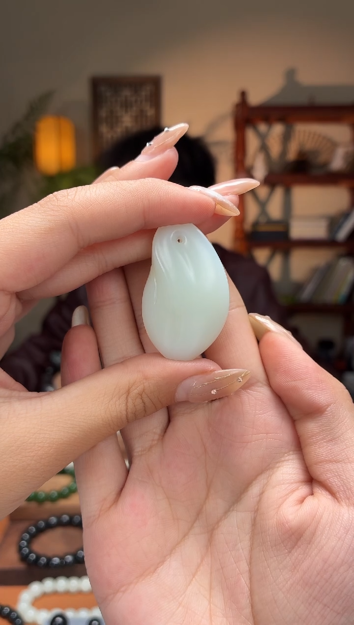 吊坠(不含链)未镶嵌和田玉 米达