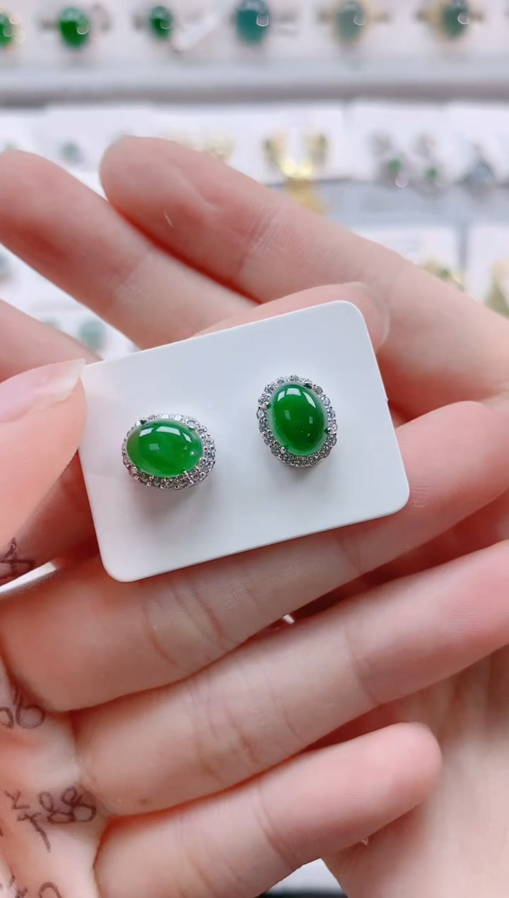 【闪购商品】翡翠耳饰银S925镶嵌天然翡翠