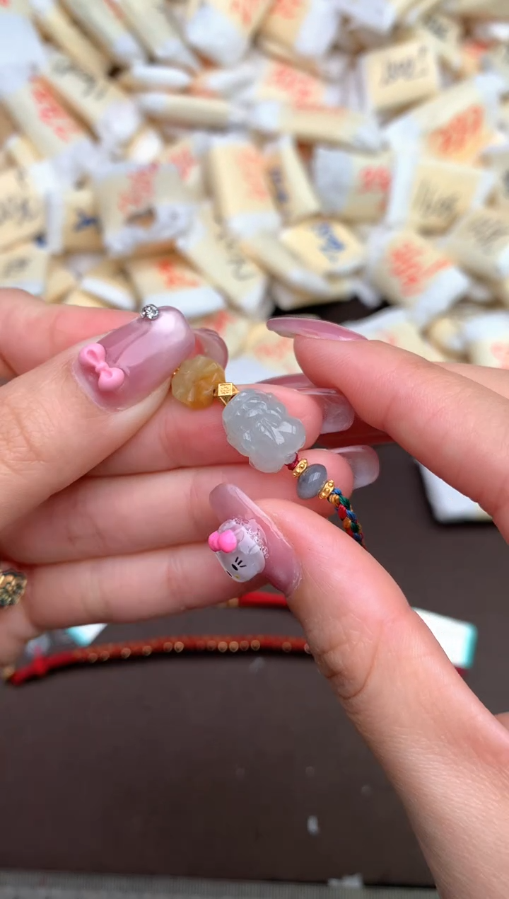 【闪购商品】翡翠手绳未镶嵌 — 