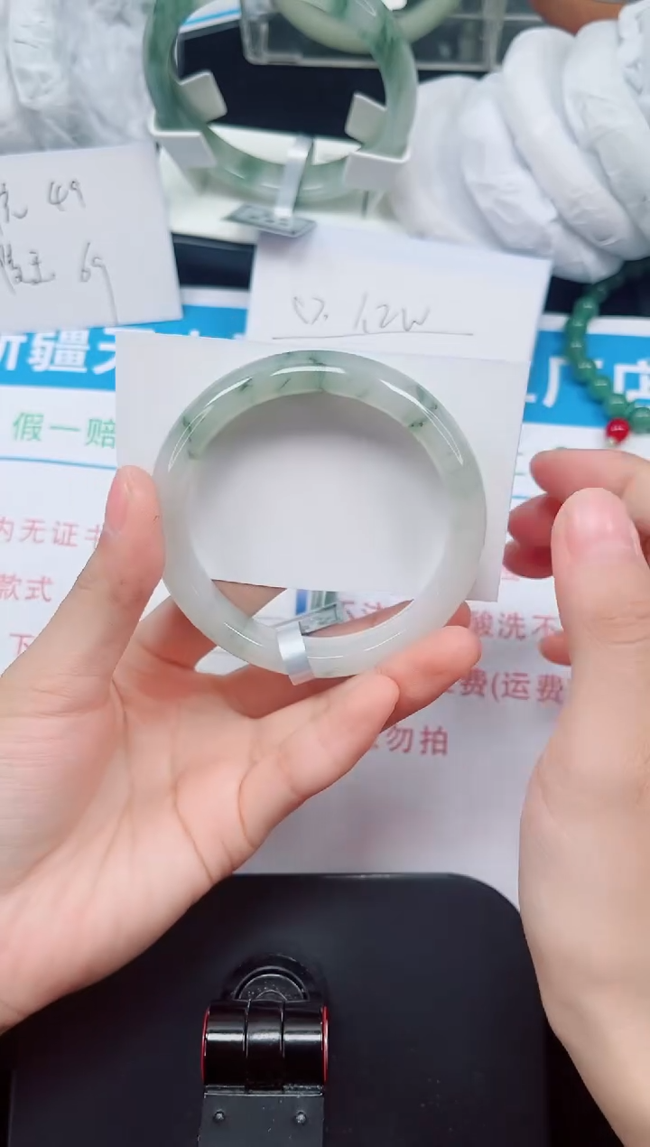 未镶嵌手镯石英质玉101-56/57/58