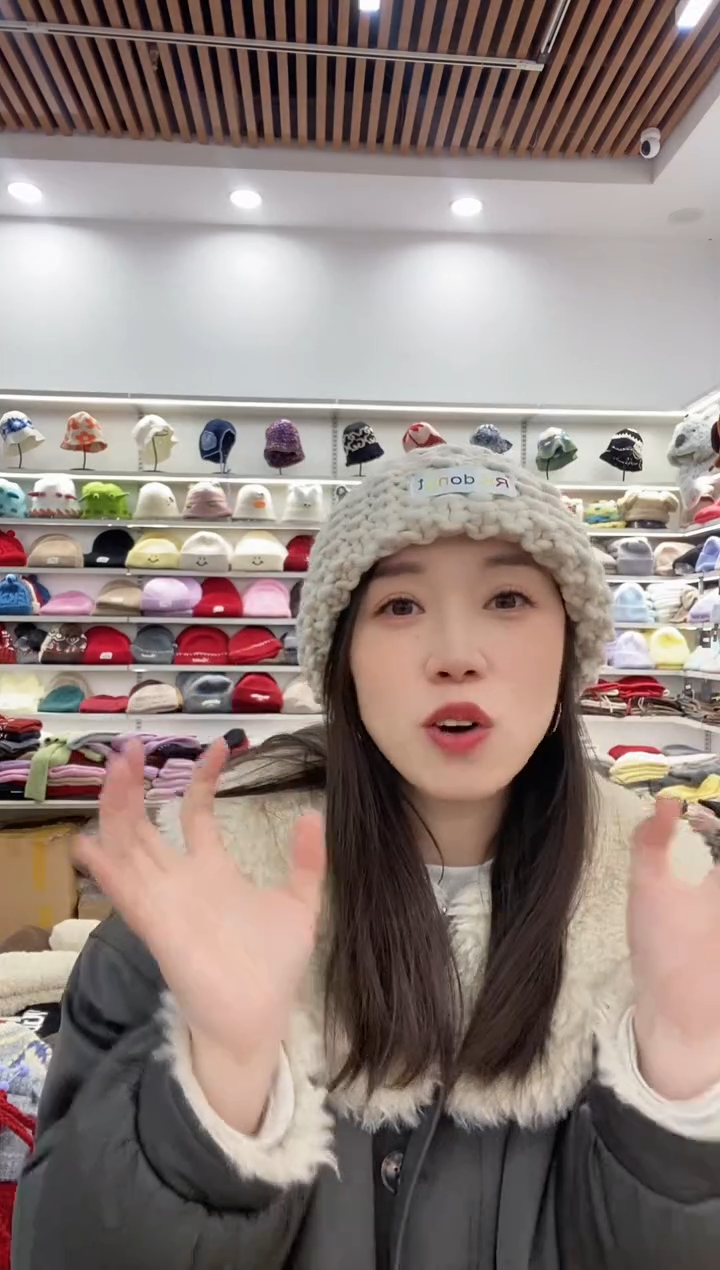 涤纶（聚酯纤维）米色菠萝纹针织帽