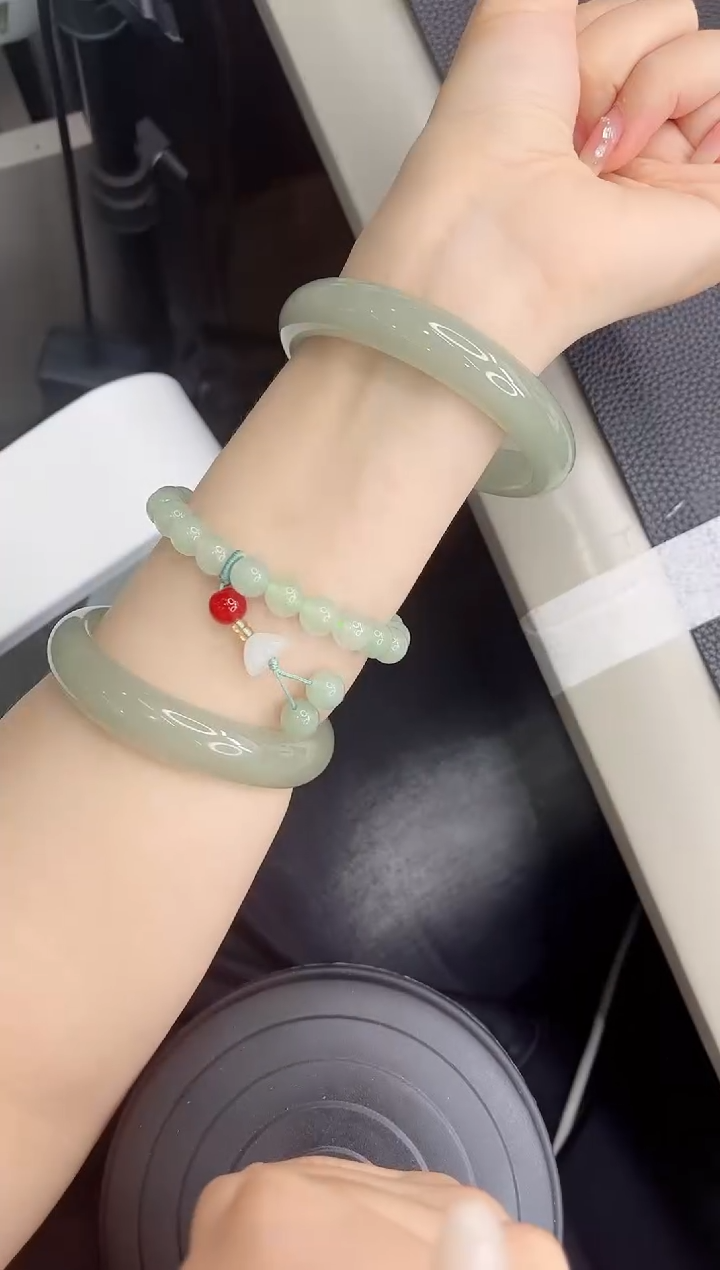 石英质玉手镯未镶嵌325-59.4