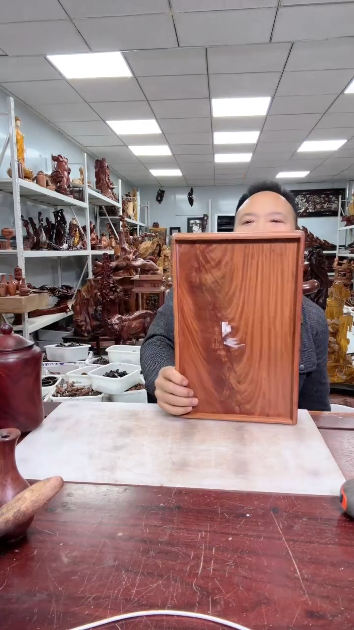 【闪购商品】花梨木类木雕工艺品8888888