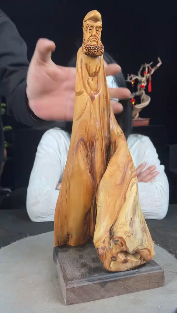 【闪购商品】柏木（崖柏）其他手工摆件,先抢先得!