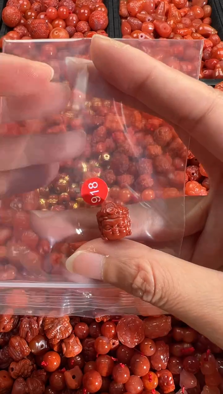 【闪购商品】南红玛瑙颈饰未镶嵌1