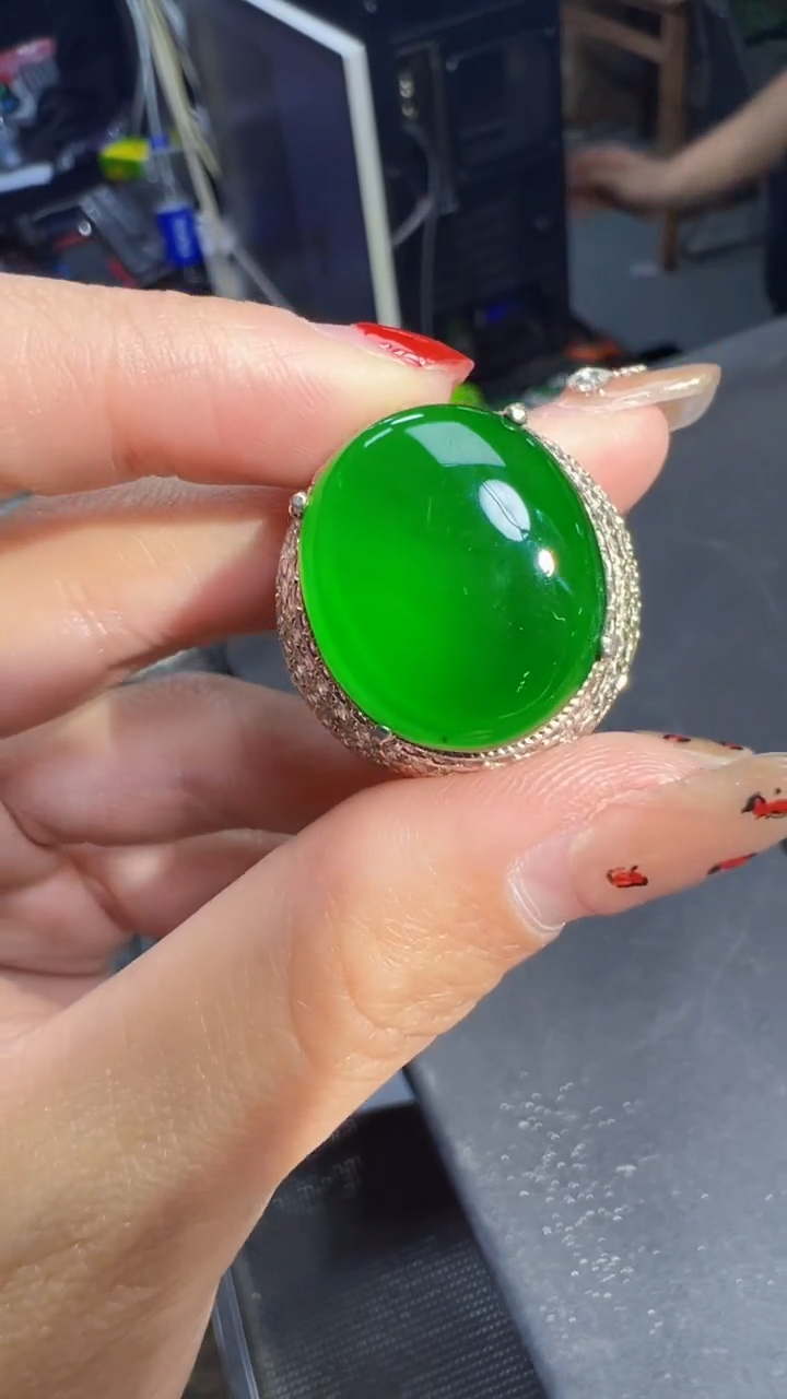 【闪购商品】定制翡翠未镶嵌蛋面1