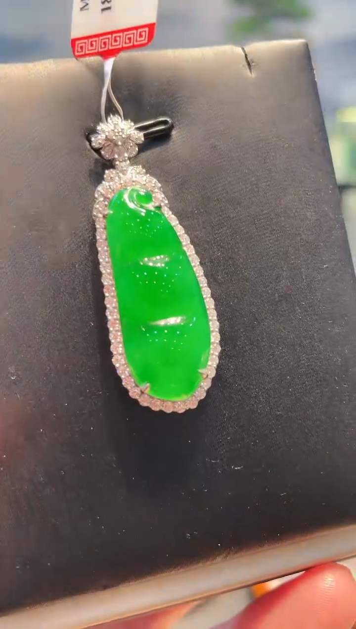 【闪购商品】翡翠颈饰18K金镶嵌A71天然A货翡翠