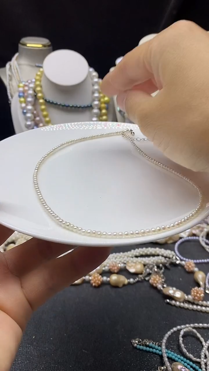 颈饰未镶嵌淡水珍珠多人