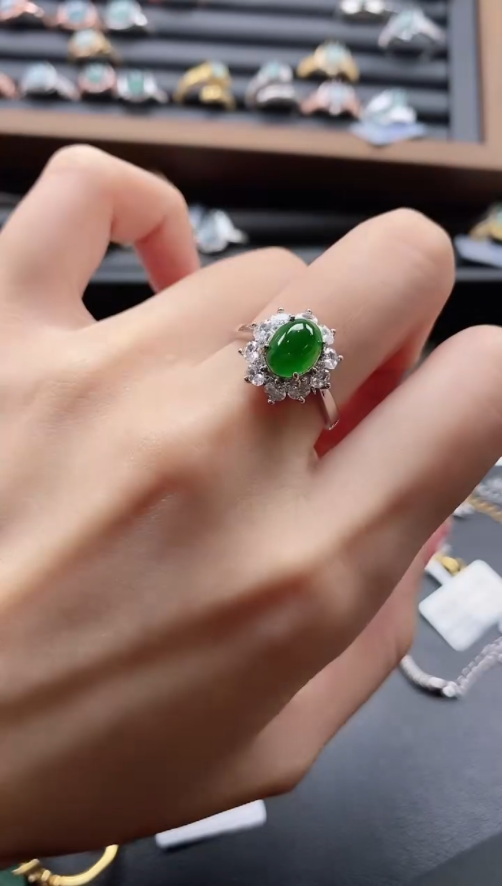 【闪购商品】翡翠戒指银S925镶嵌15151