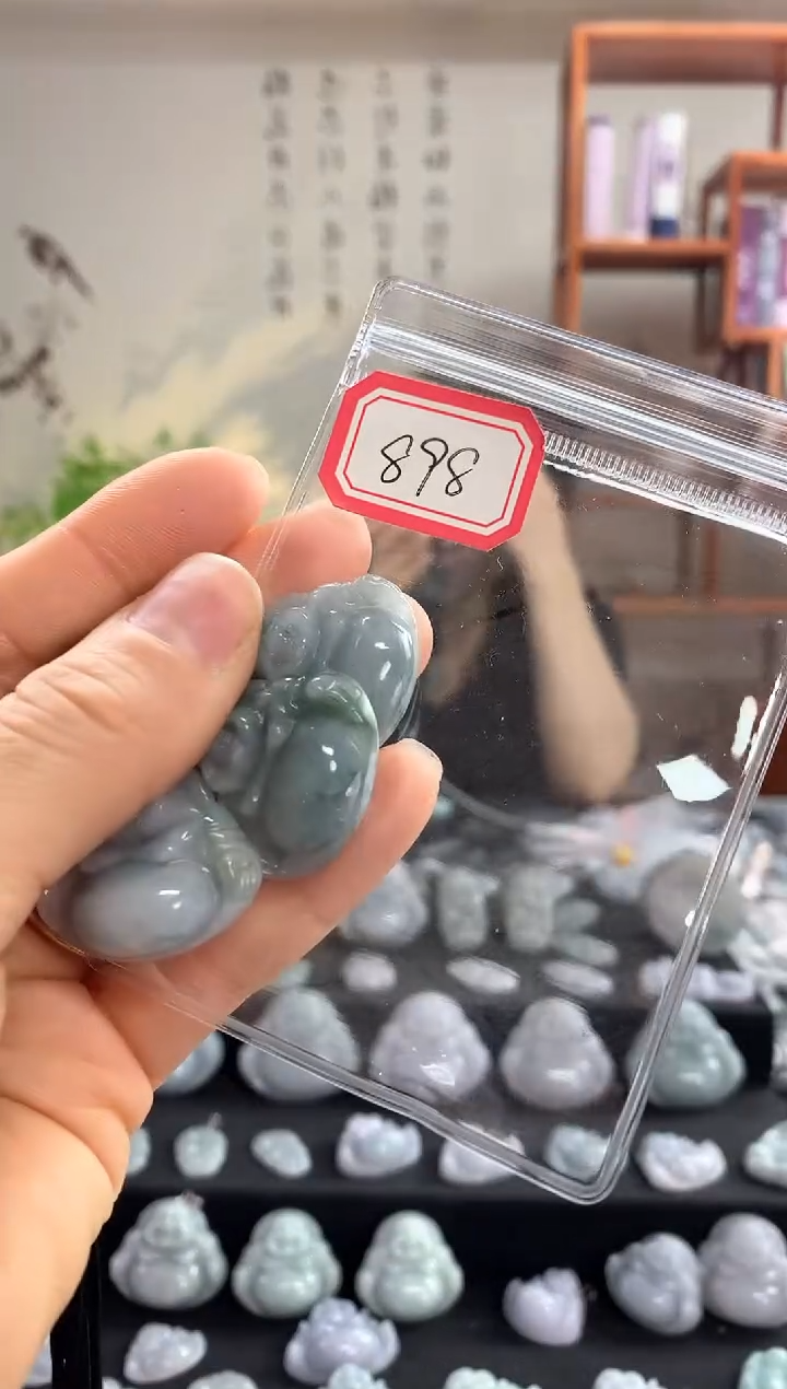 【闪购商品】翡翠颈饰未镶嵌佛公898多样性发一件