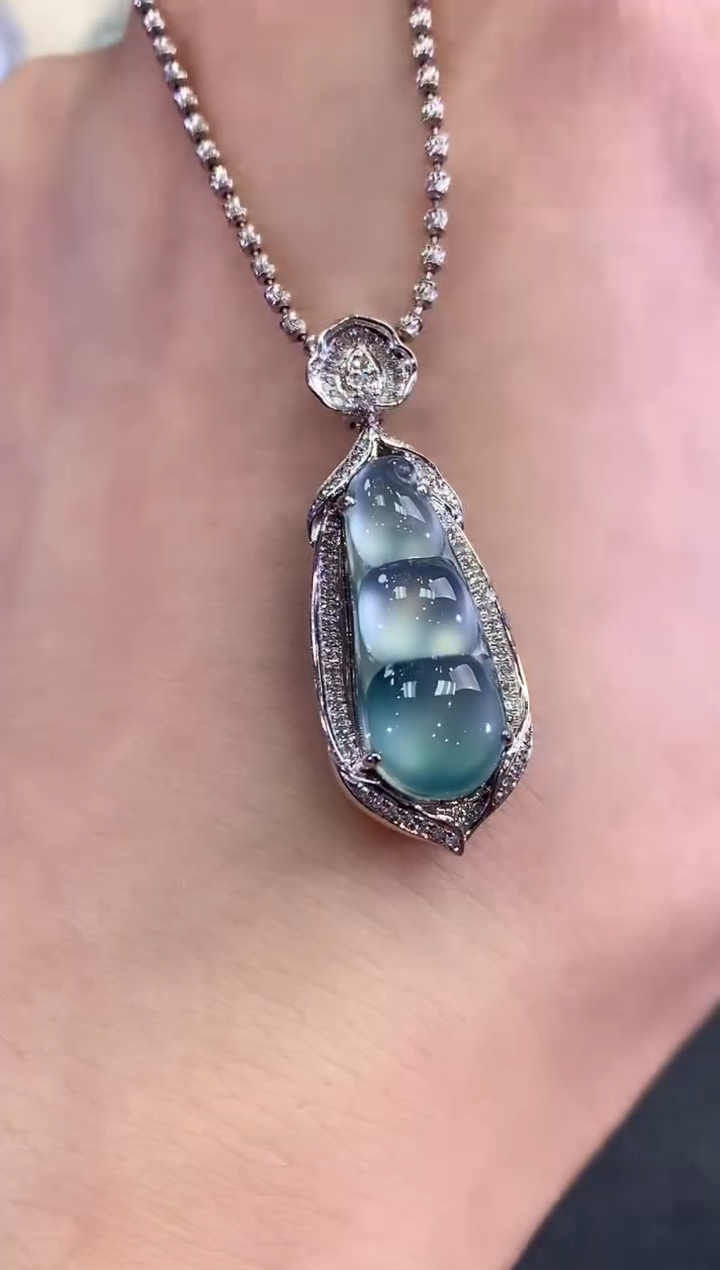 【闪购商品】翡翠吊坠(不含链)18K金镶嵌 B114