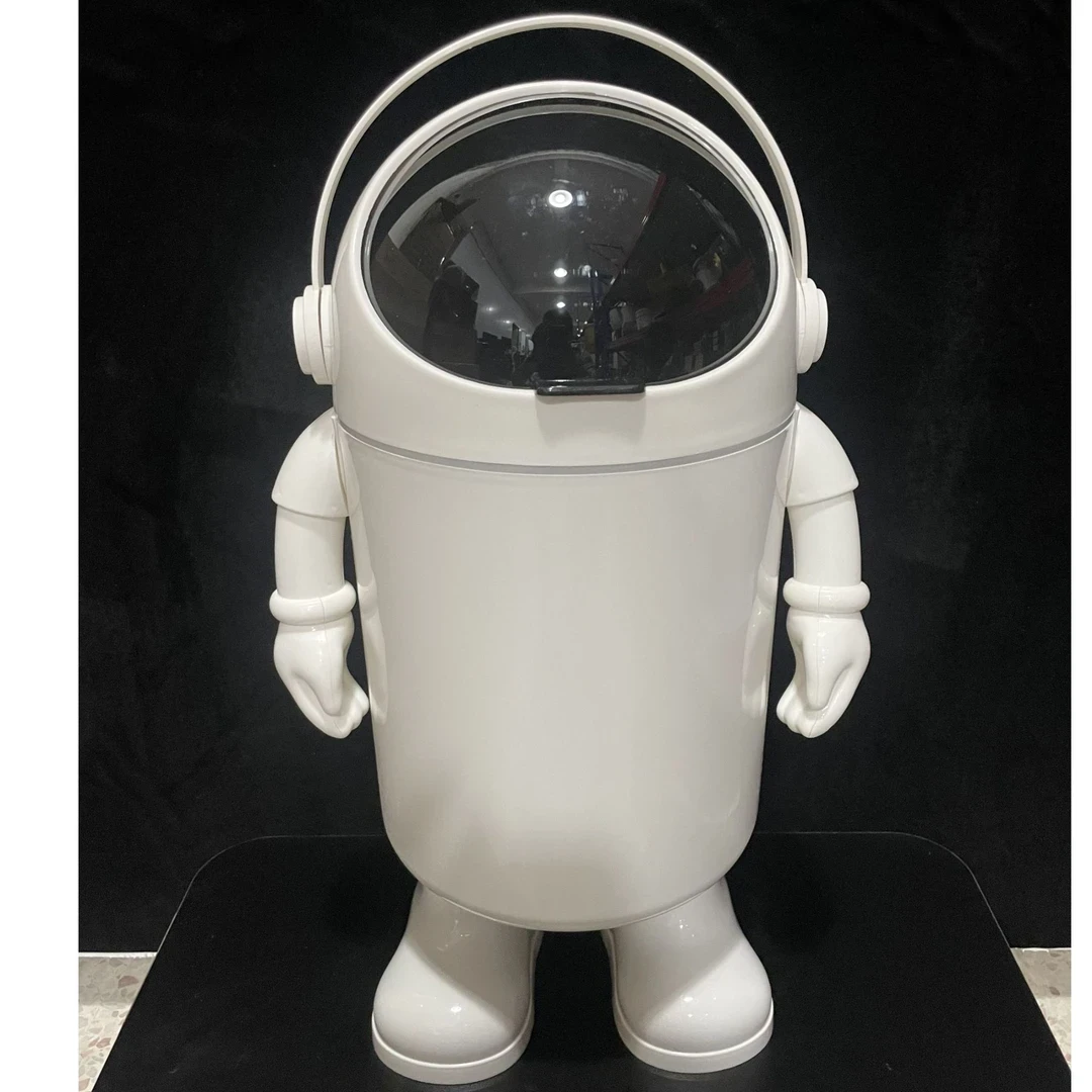 卡通创意可爱太空人垃圾桶客厅卧室带盖 颜色规格随机 电器LALY