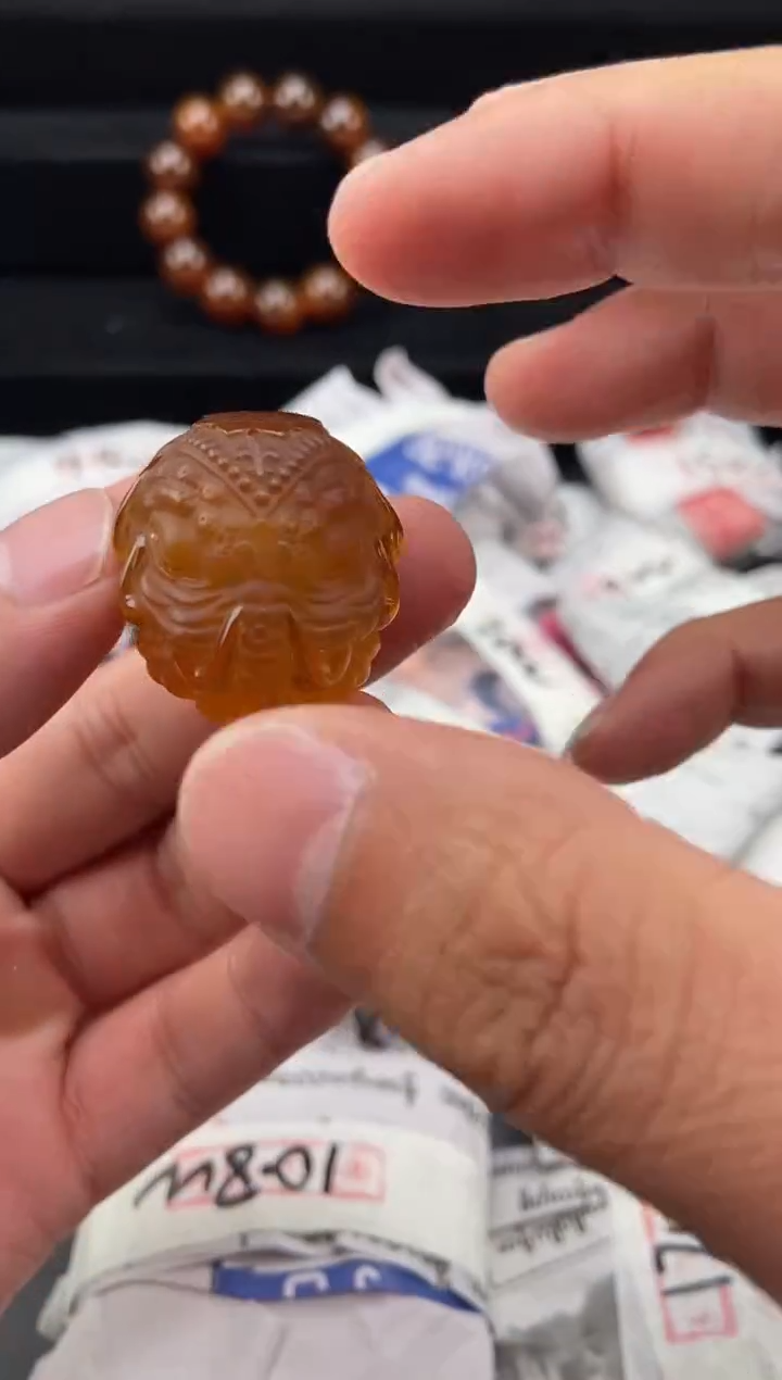 琥珀颈饰未镶嵌象头神吊坠