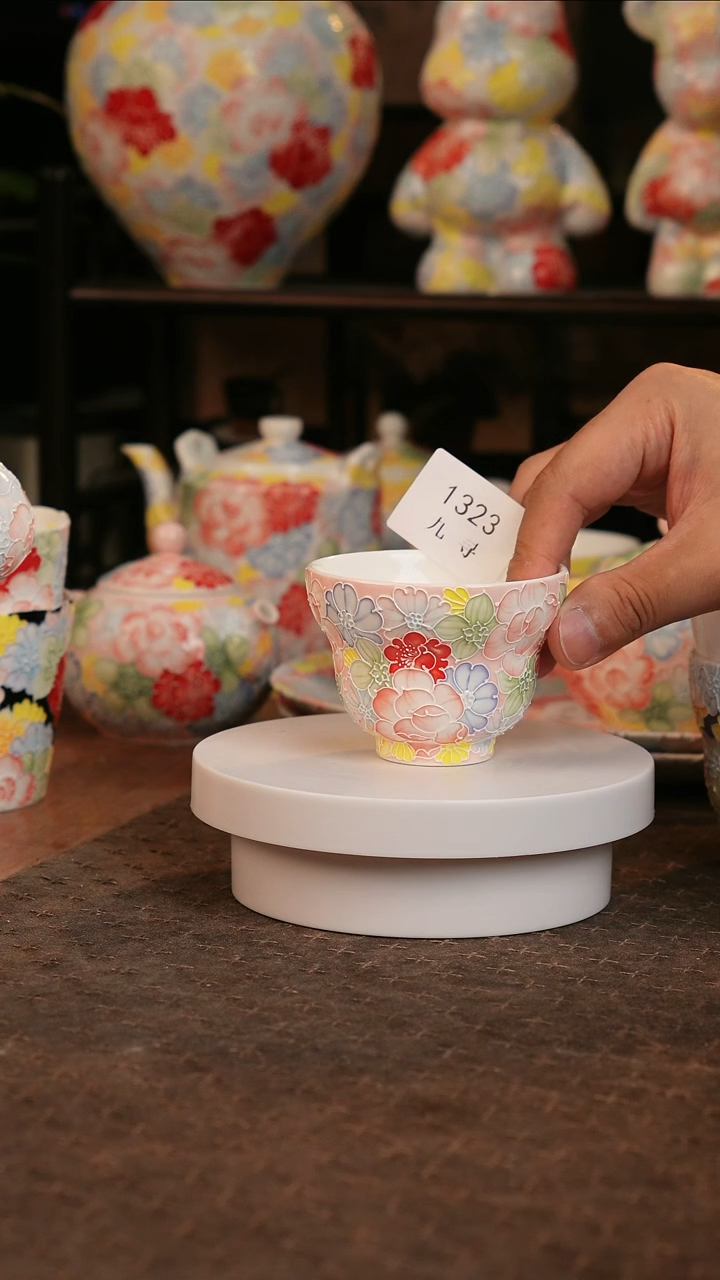 九寻景德镇手工手绘珐华彩茶杯1323