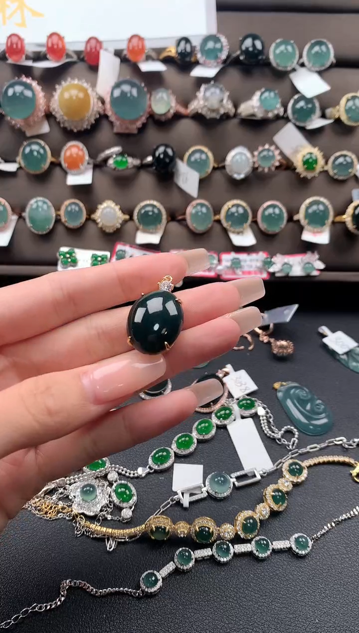 【闪购商品】翡翠戒指银S925镶嵌3131