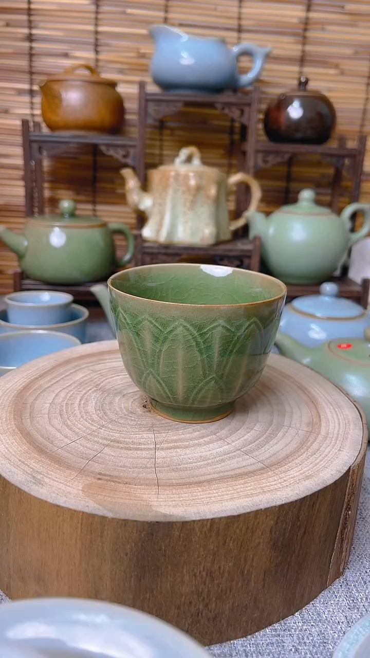 【闪购商品】瓷片原生态原矿葱绿杯子