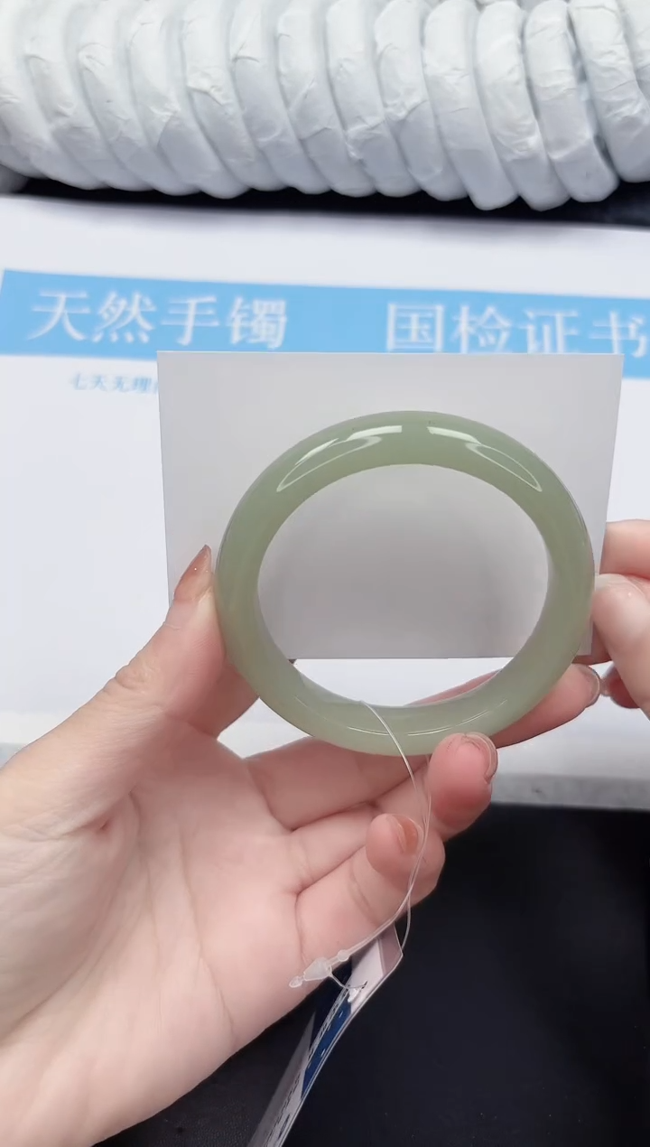未镶嵌手镯石英质玉143-58.6D