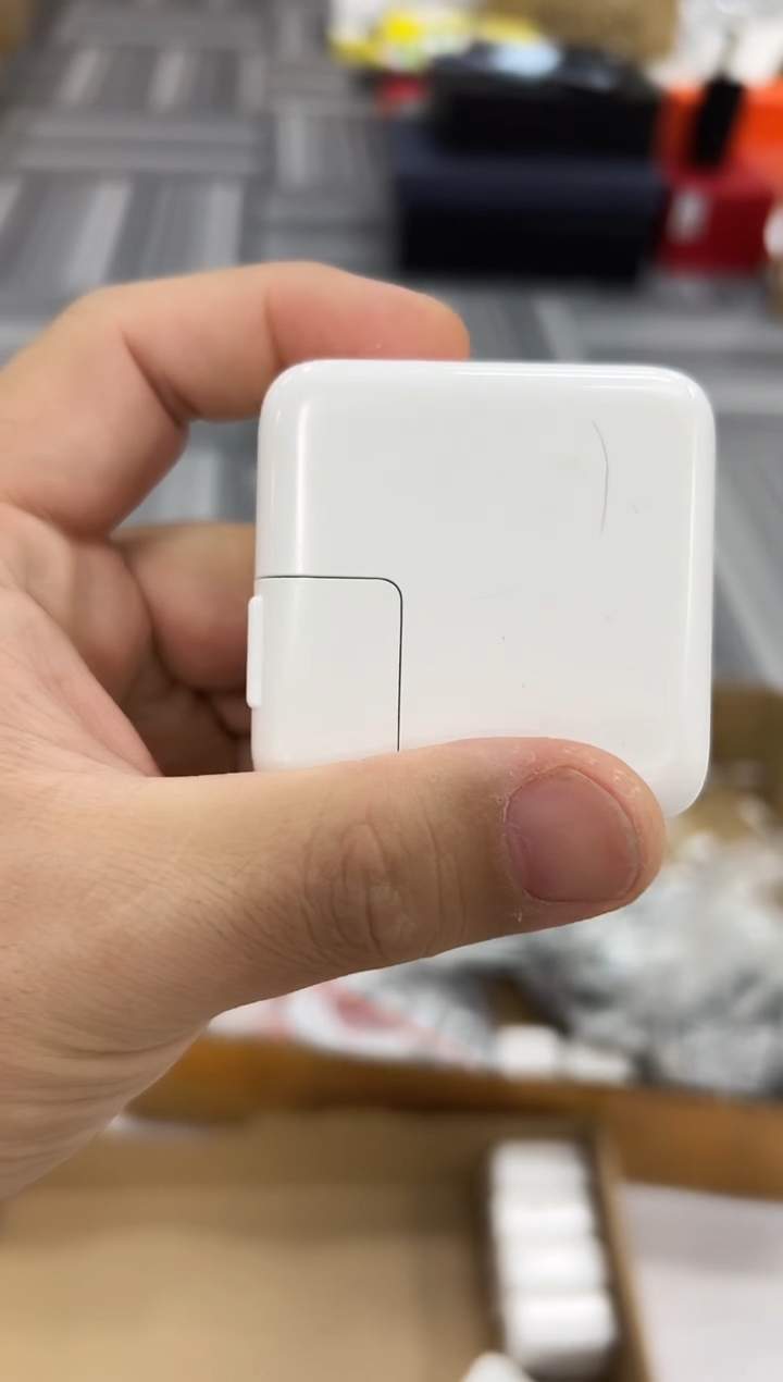 8新苹果30w印度版 瑕疵