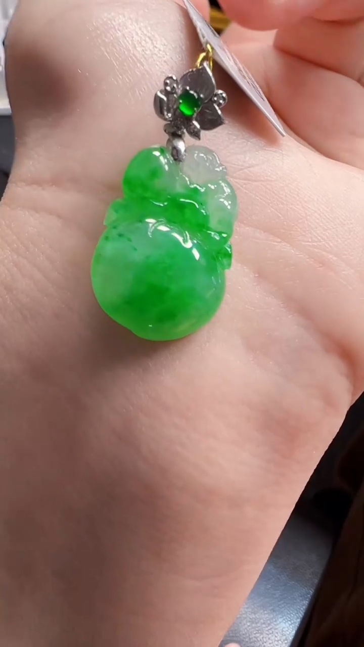 【闪购商品】翡翠颈饰18K金镶嵌我